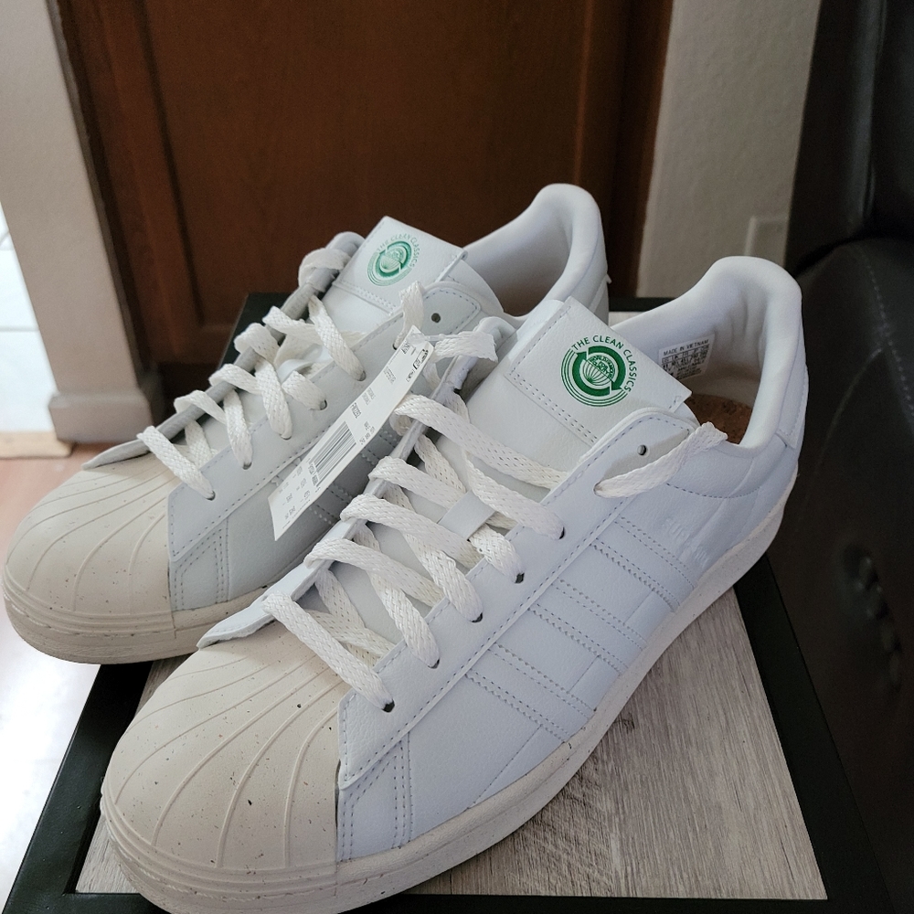 Adidas Superstar Recycled Size 11
